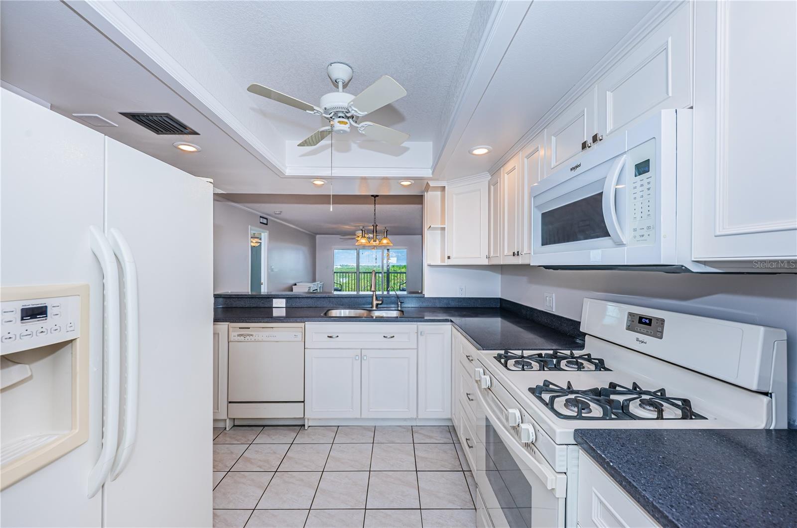 Image 12 of 50 For 5400 Park Street N 609