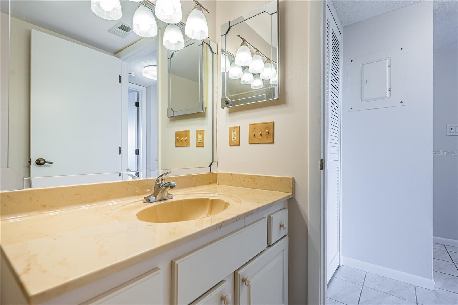 Image 34 of 50 For 5400 Park Street N 609