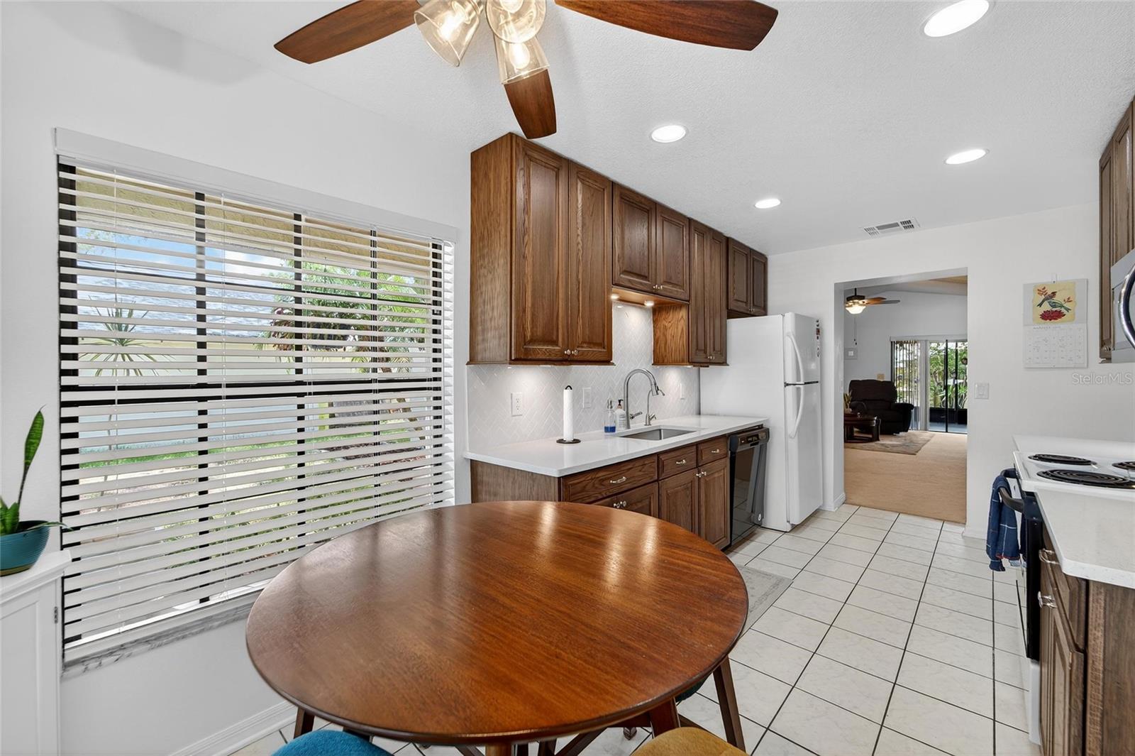 Image 11 of 39 For 608 Chilt Drive