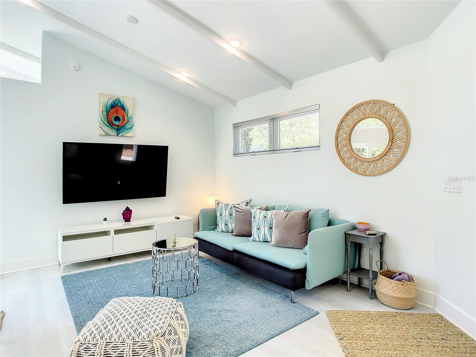 Image 2 of 38 For 5111 28th Avenue N