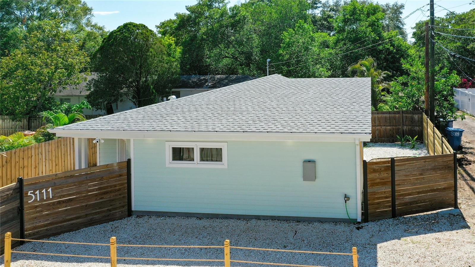 Image 3 of 38 For 5111 28th Avenue N