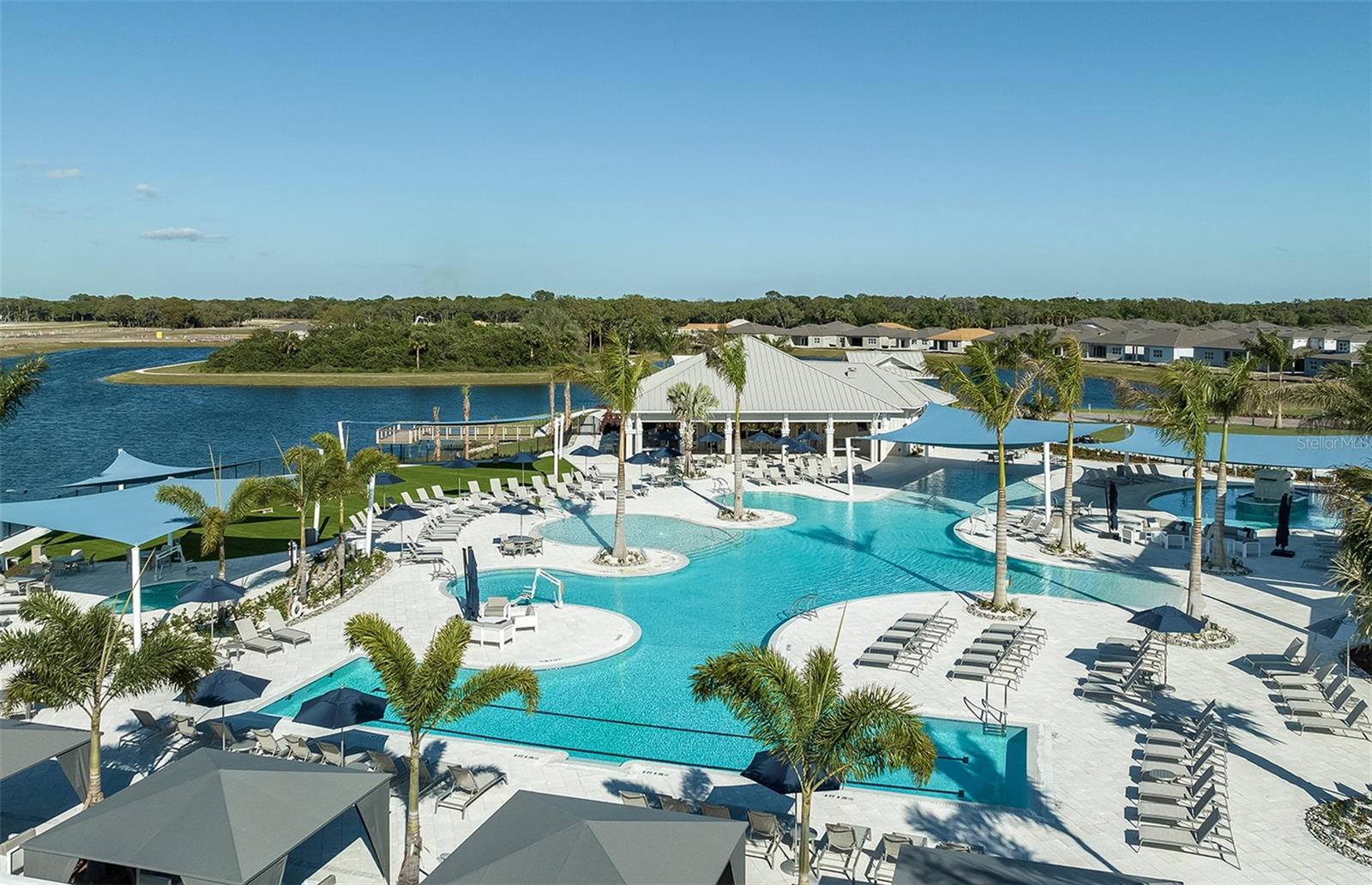 Image 21 of 36 For 8820 Sky Sail Cove