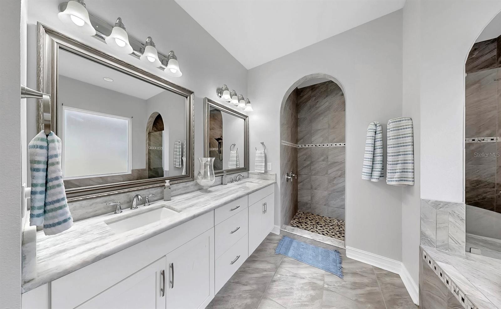 Image 19 of 59 For 13307 Fawn Lily Drive