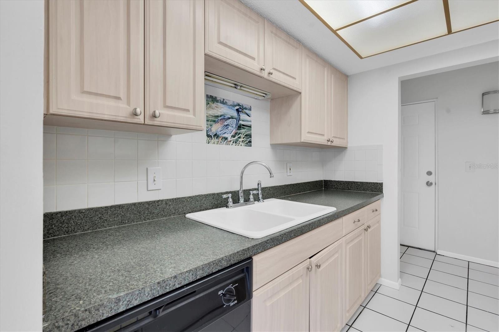 Image 4 of 18 For 11566 7th Lane N 1202
