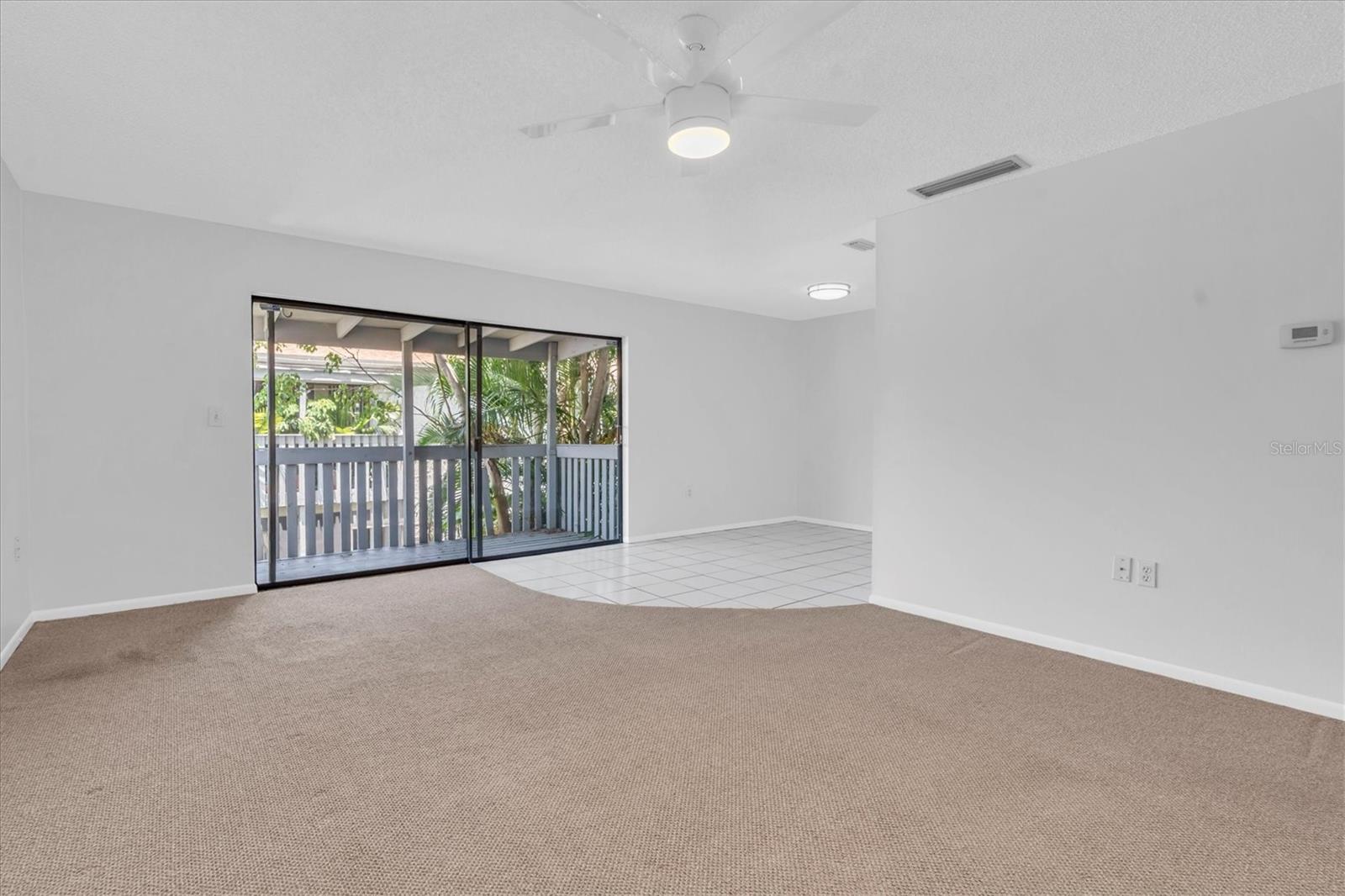 Image 6 of 18 For 11566 7th Lane N 1202