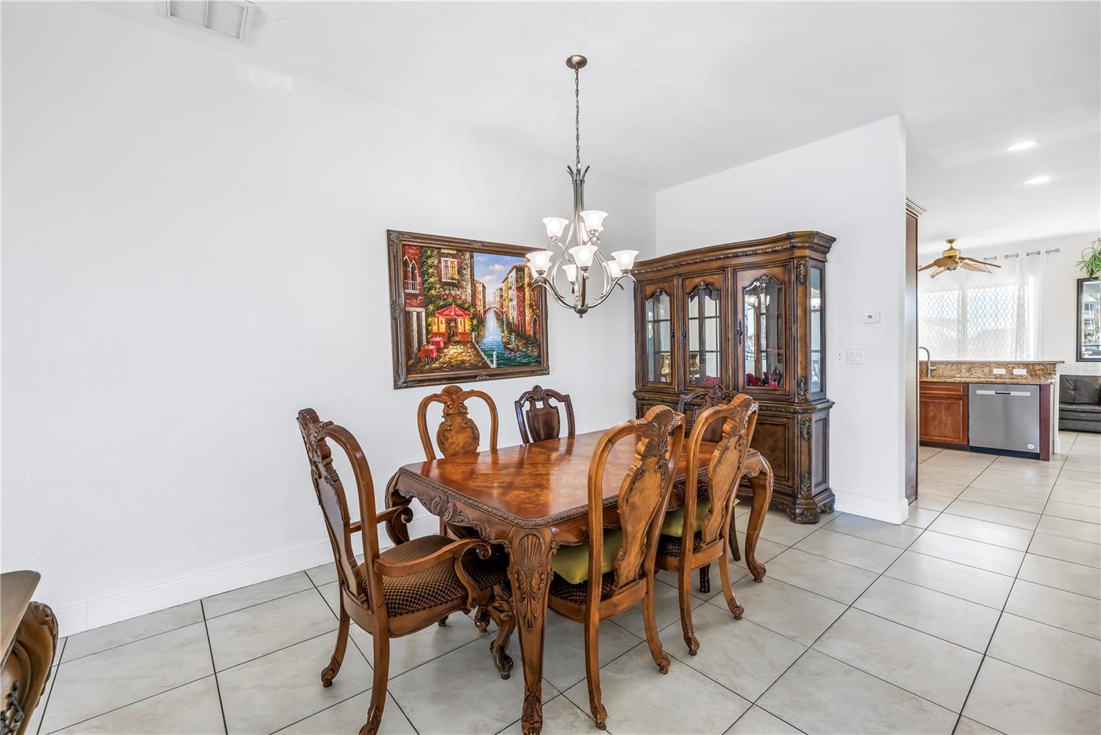 Image 18 of 72 For 17821 Gulf Boulevard B