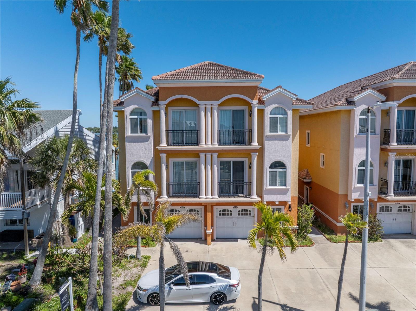Image 3 of 72 For 17821 Gulf Boulevard B