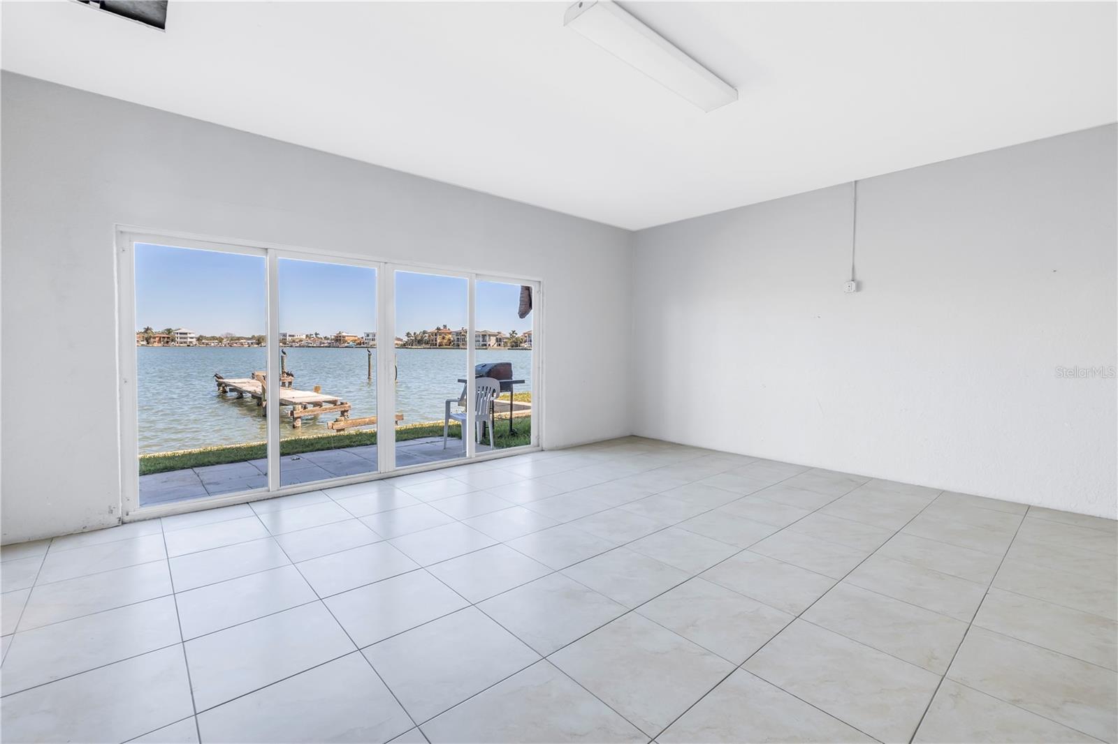 Image 48 of 72 For 17821 Gulf Boulevard B