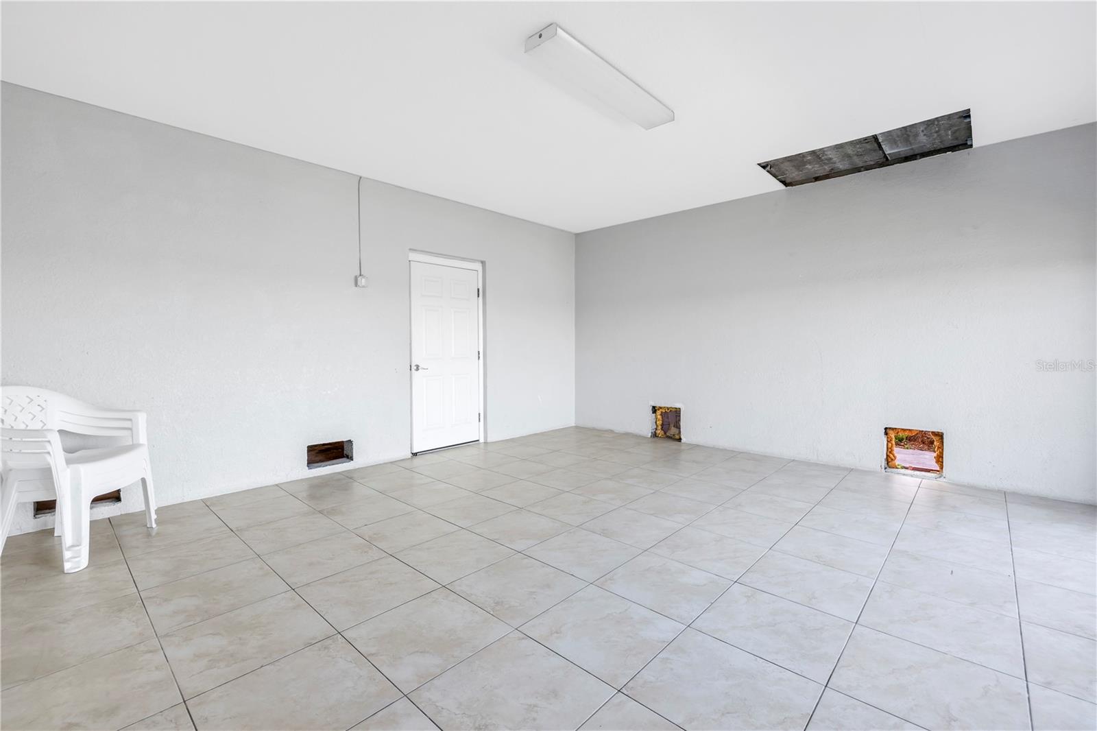Image 50 of 72 For 17821 Gulf Boulevard B