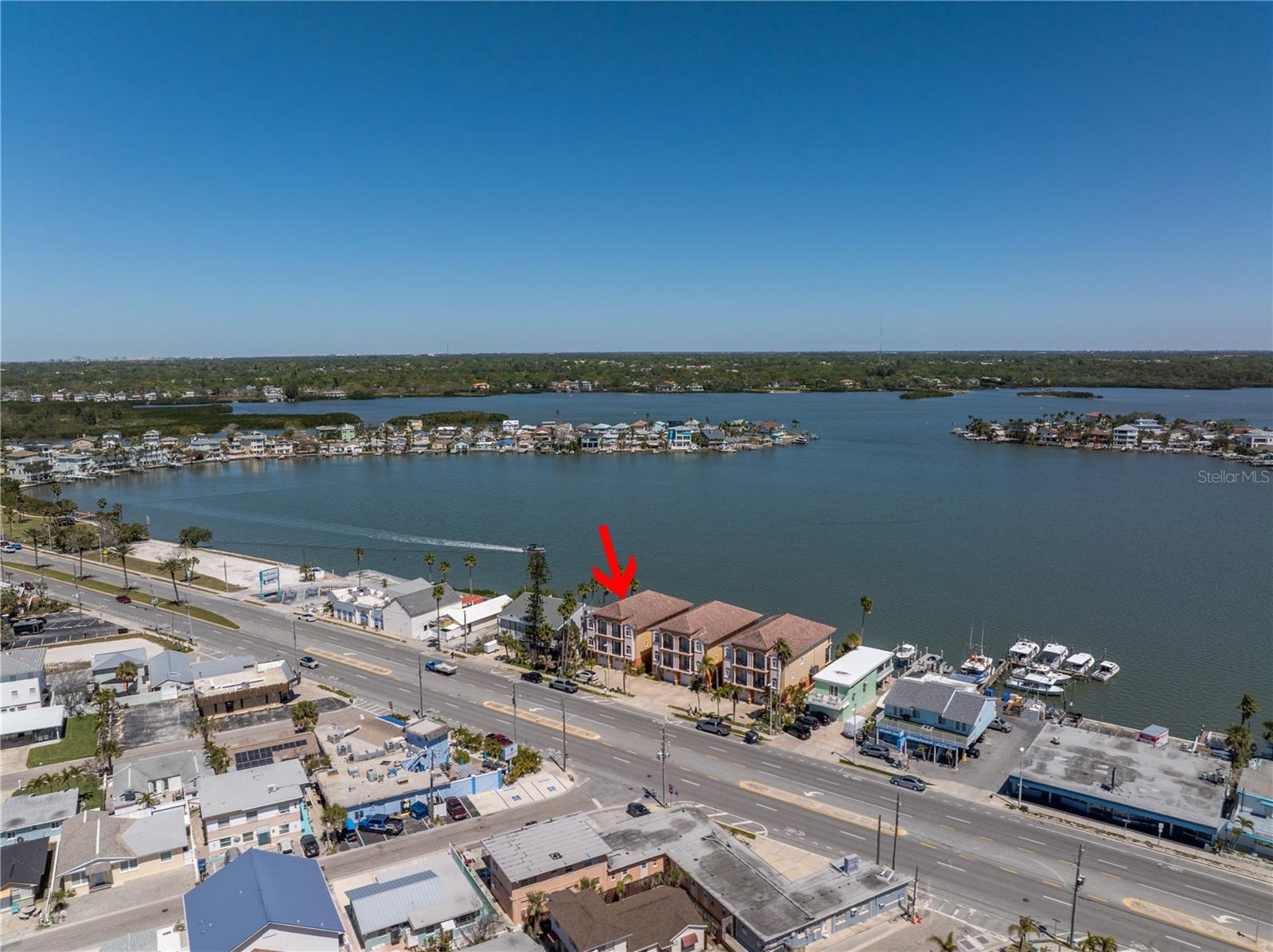 Image 64 of 72 For 17821 Gulf Boulevard B