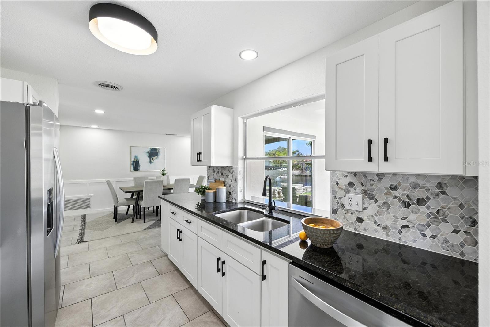 Image 13 of 36 For 4250 14th Way Ne