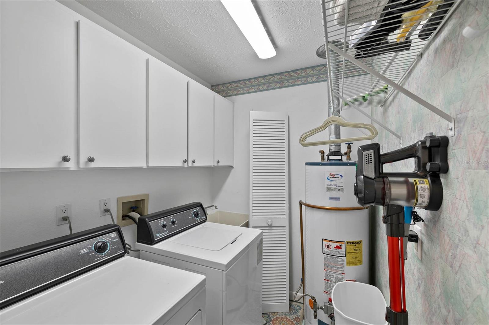 Image 16 of 42 For 7244 Coventry Court