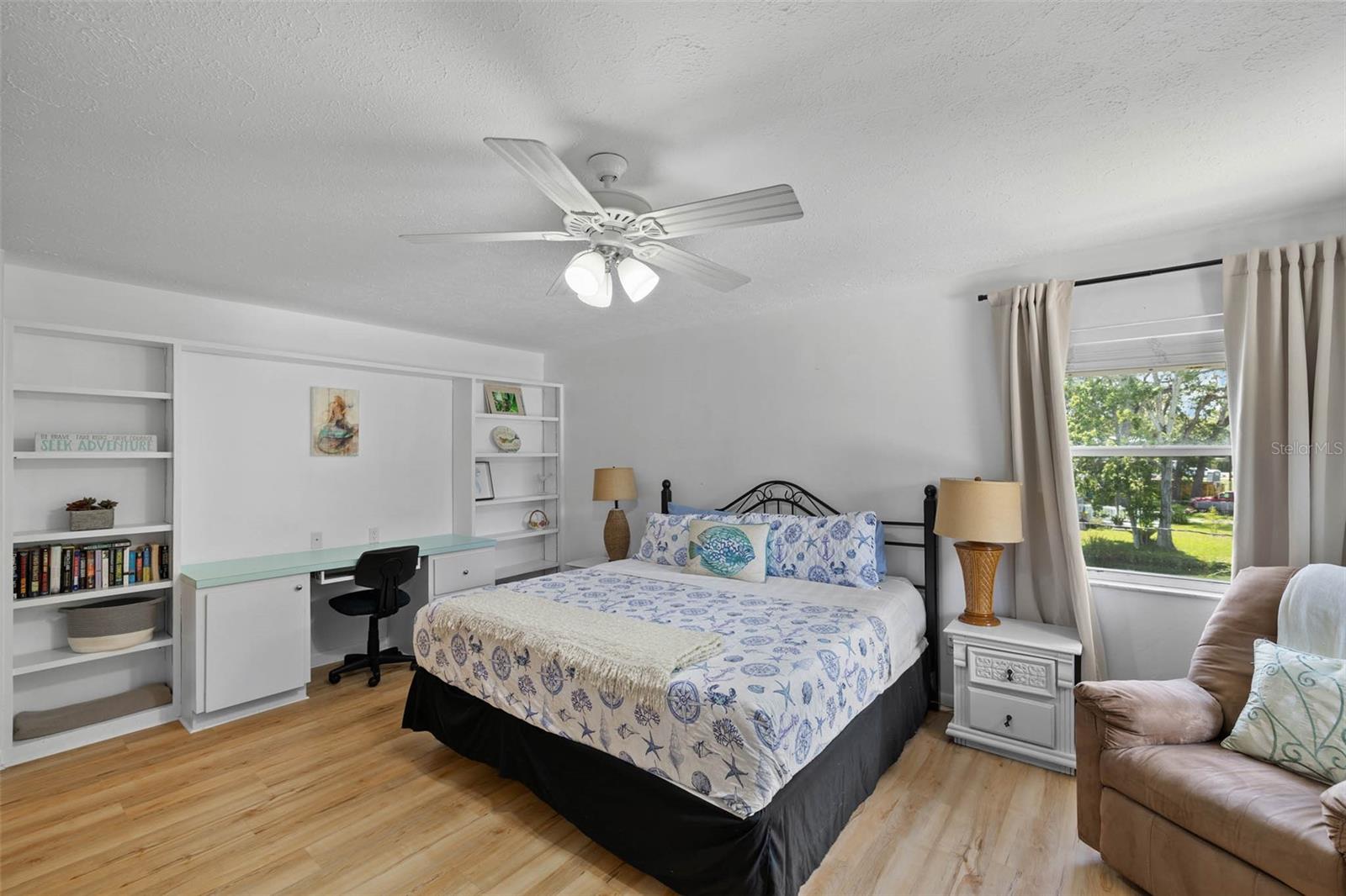 Image 19 of 42 For 7244 Coventry Court