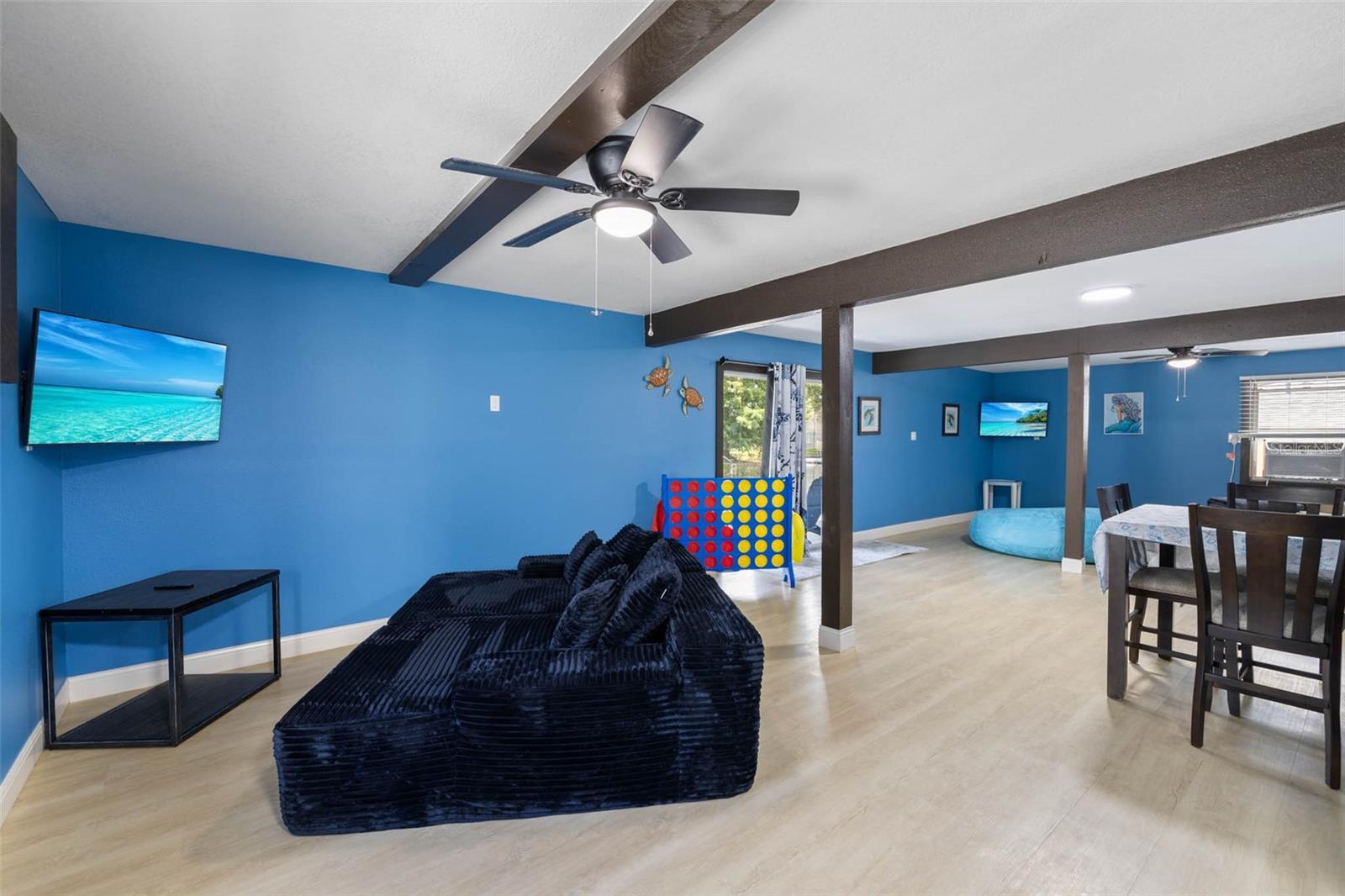 Image 33 of 42 For 7244 Coventry Court