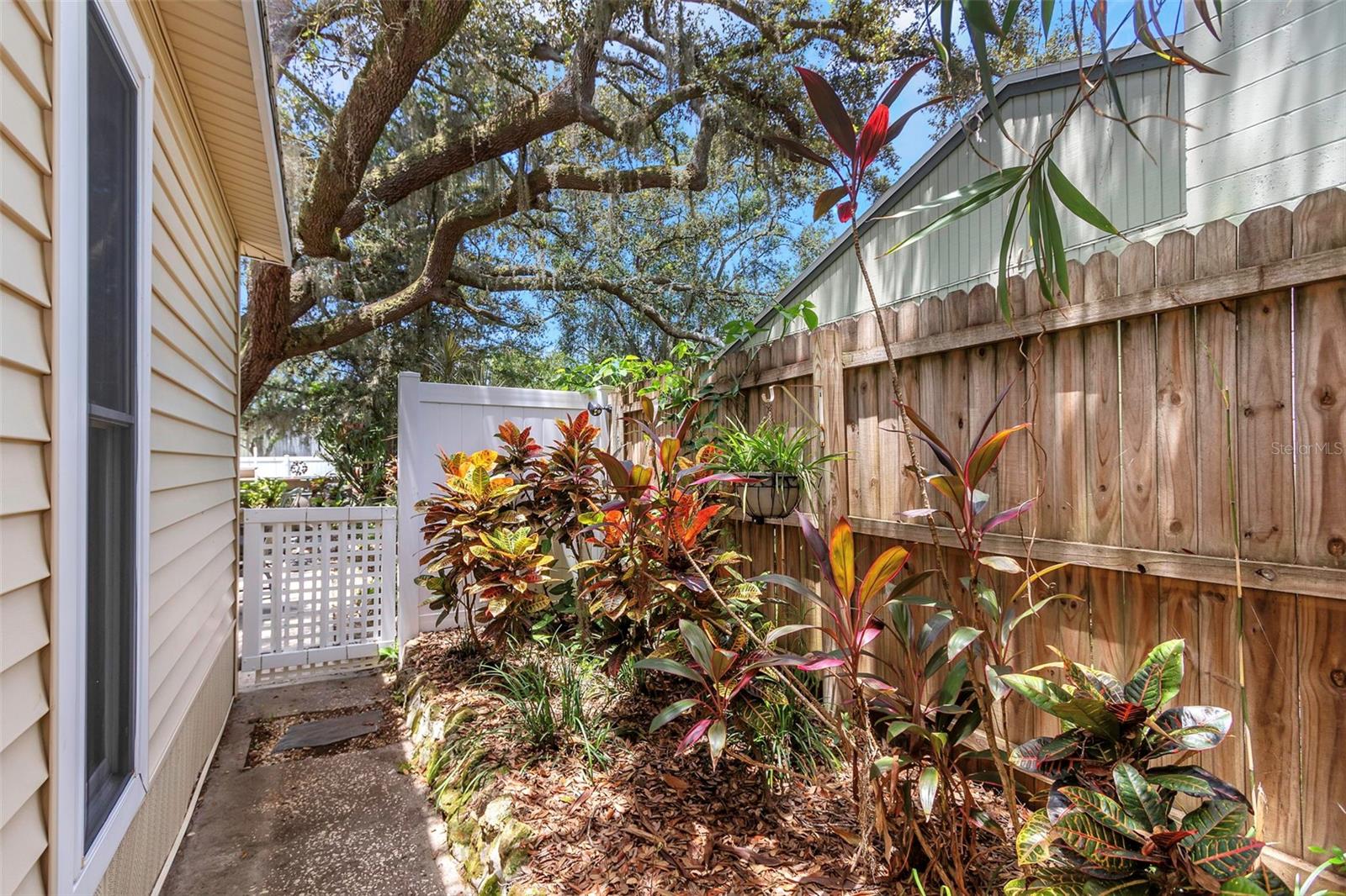 Image 31 of 60 For 1835 Beachway Lane