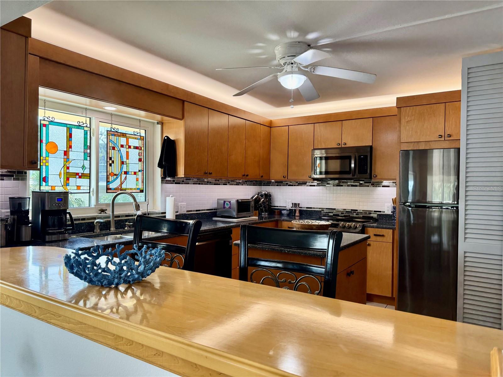 Image 4 of 45 For 100 Bluff View Drive 114c