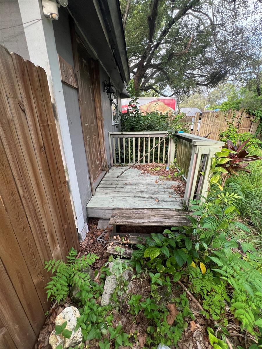 Image 2 of 8 For 1208 Chilkoot Avenue