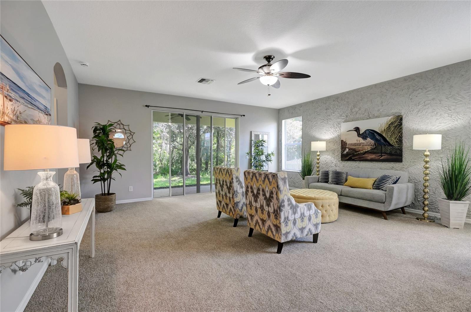 Listing photo id 10 for 27443 Edenfield Drive