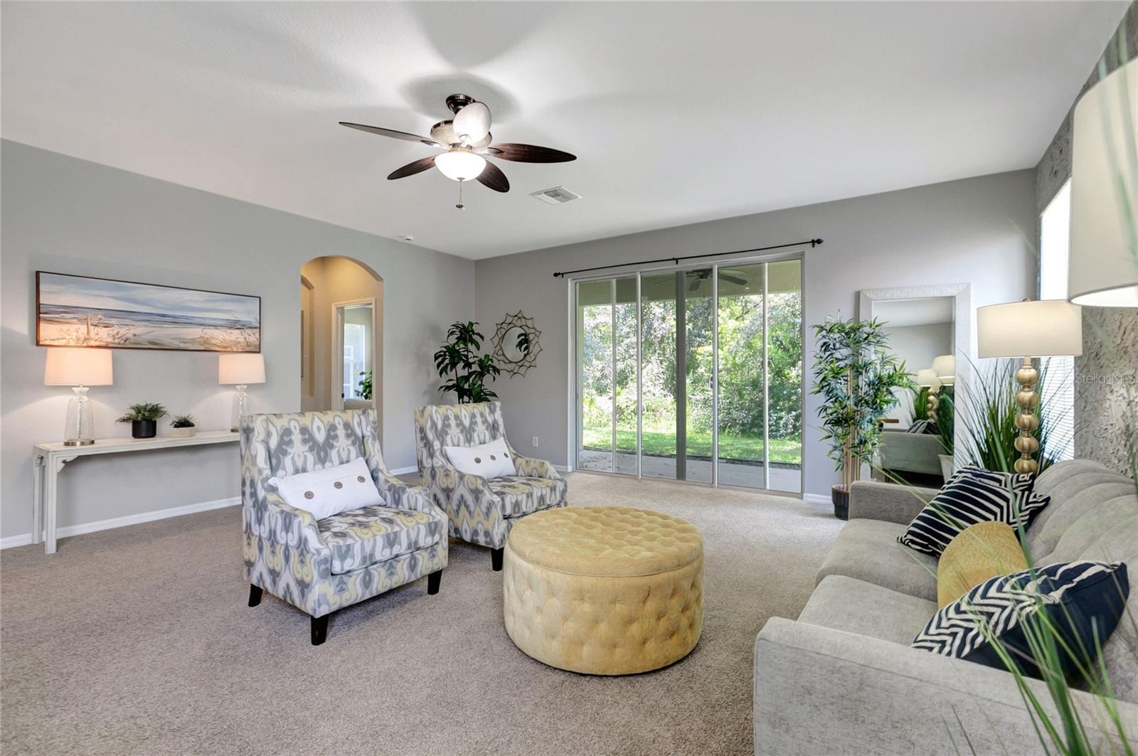 Listing photo id 12 for 27443 Edenfield Drive