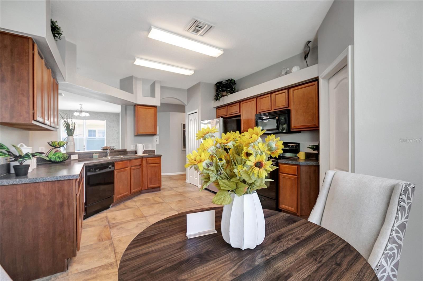 Listing photo id 24 for 27443 Edenfield Drive
