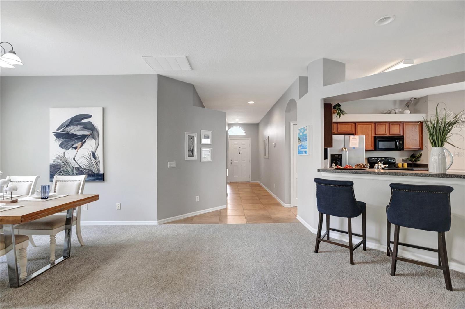 Listing photo id 5 for 27443 Edenfield Drive
