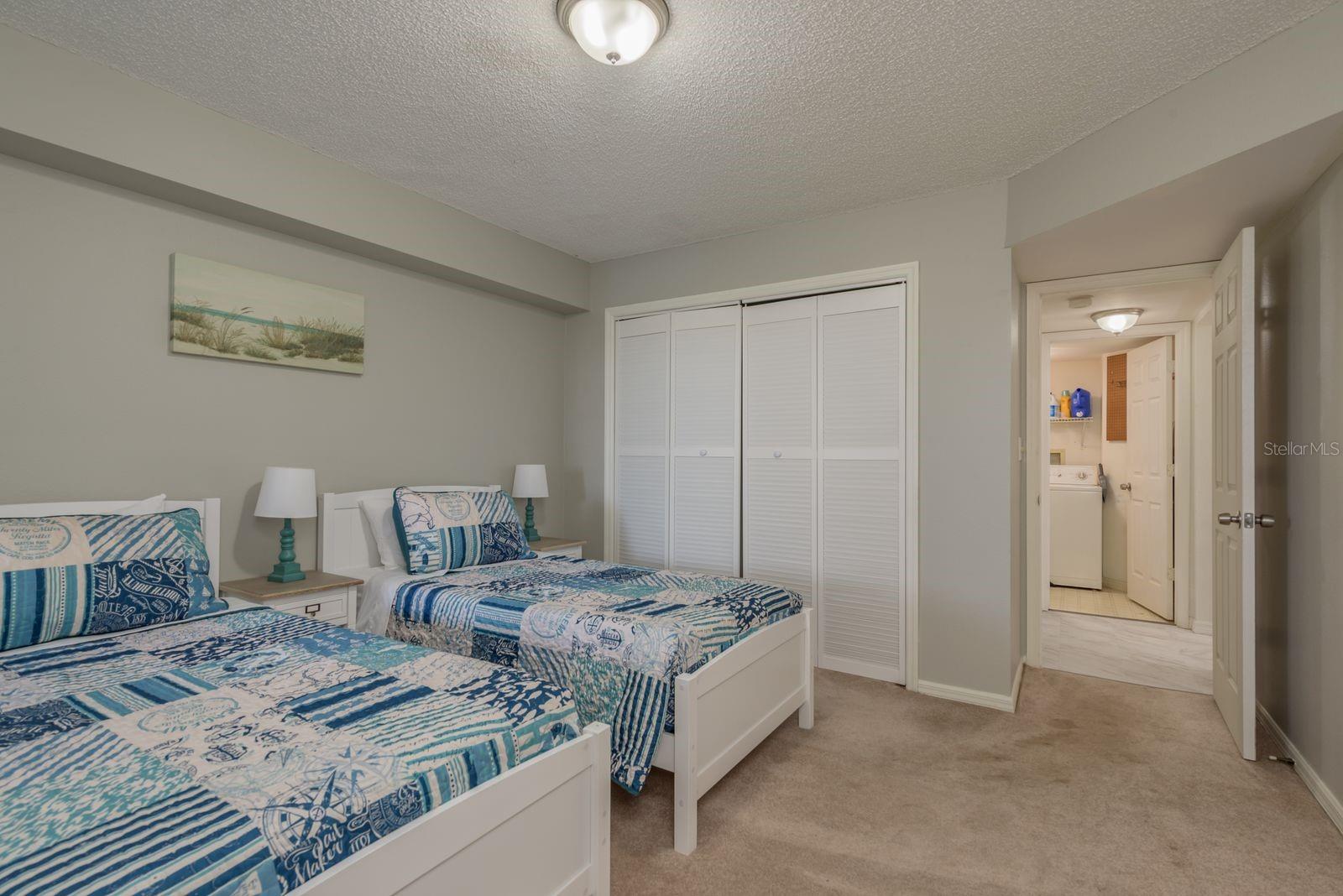 Image 25 of 39 For 5557 Sea Forest Drive 118