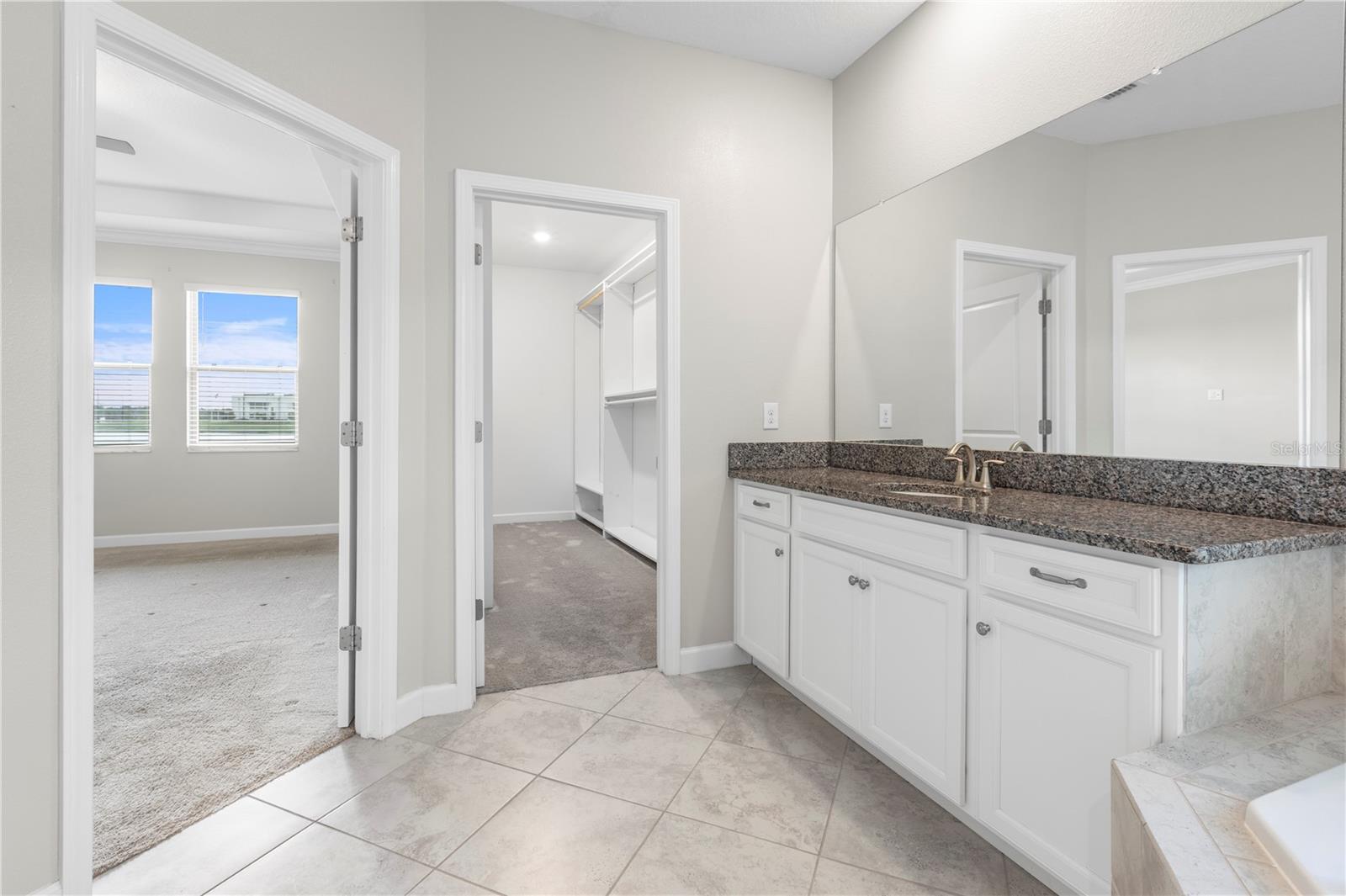 Image 32 of 79 For 9173 Shadyside Lane