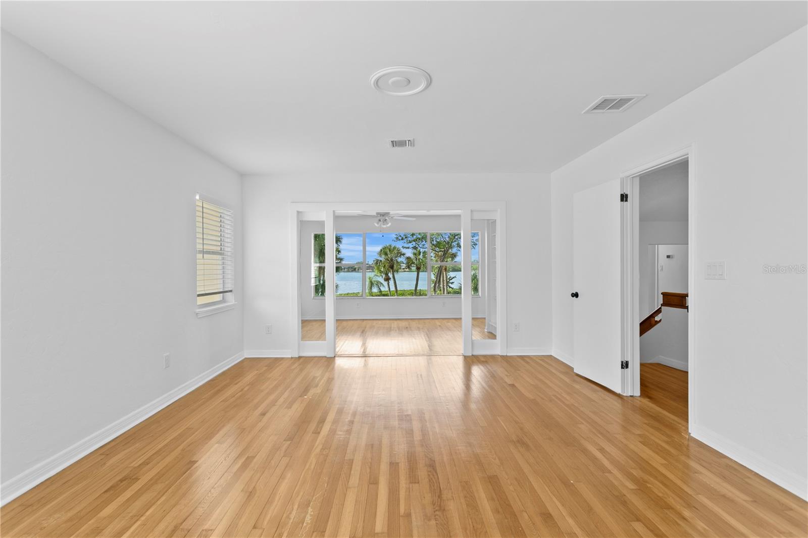 Image 40 of 66 For 234 Driftwood Road Se