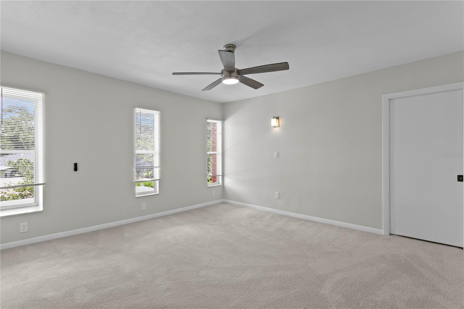 Image 46 of 66 For 234 Driftwood Road Se