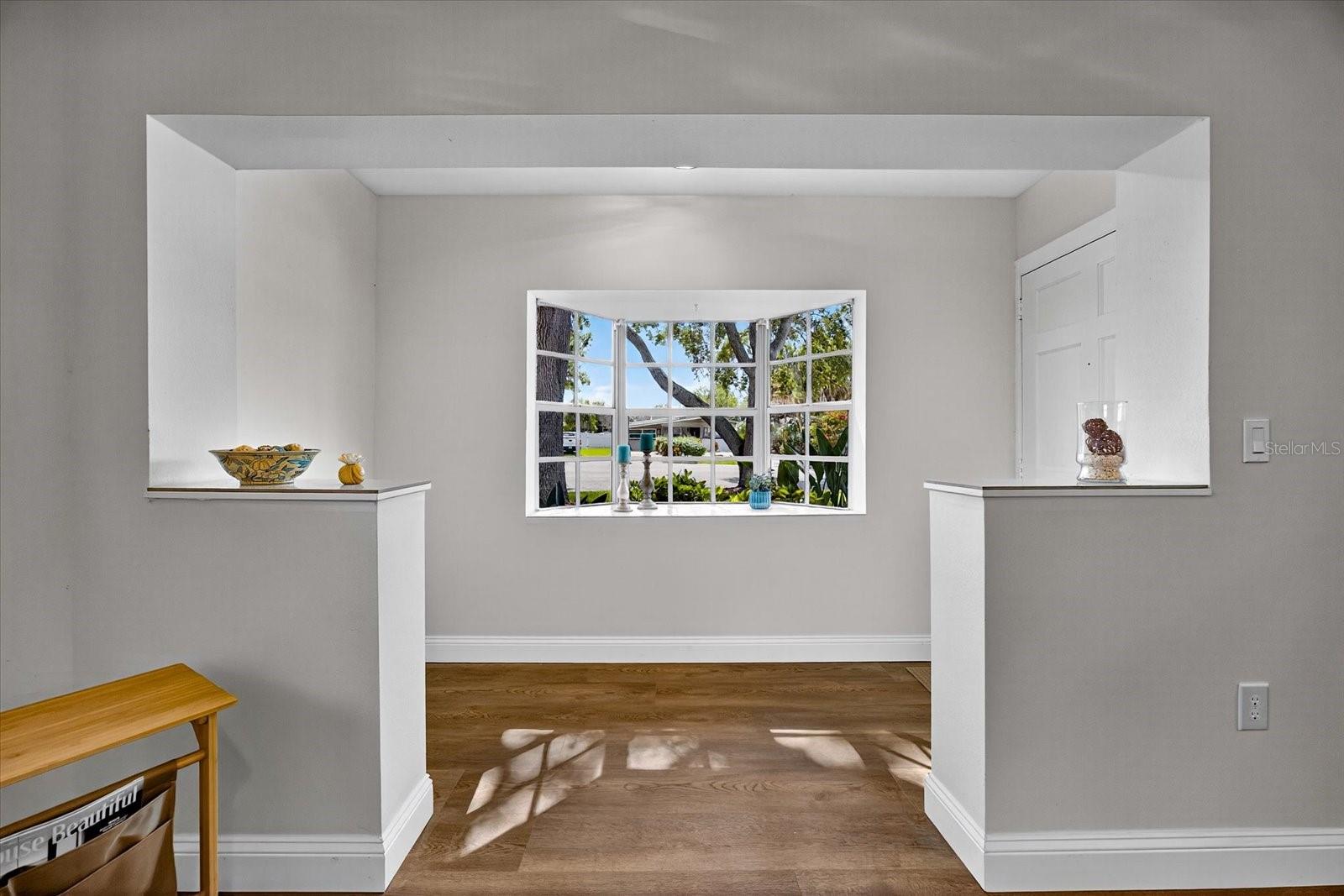 Image 10 of 31 For 4703 Cresthill Drive