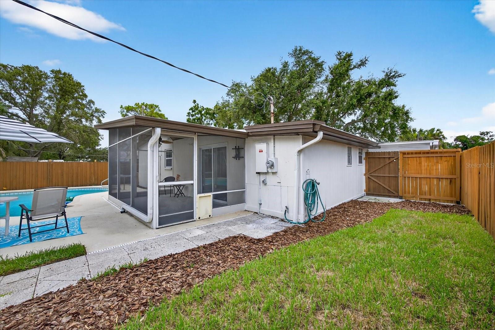 Image 14 of 31 For 4703 Cresthill Drive