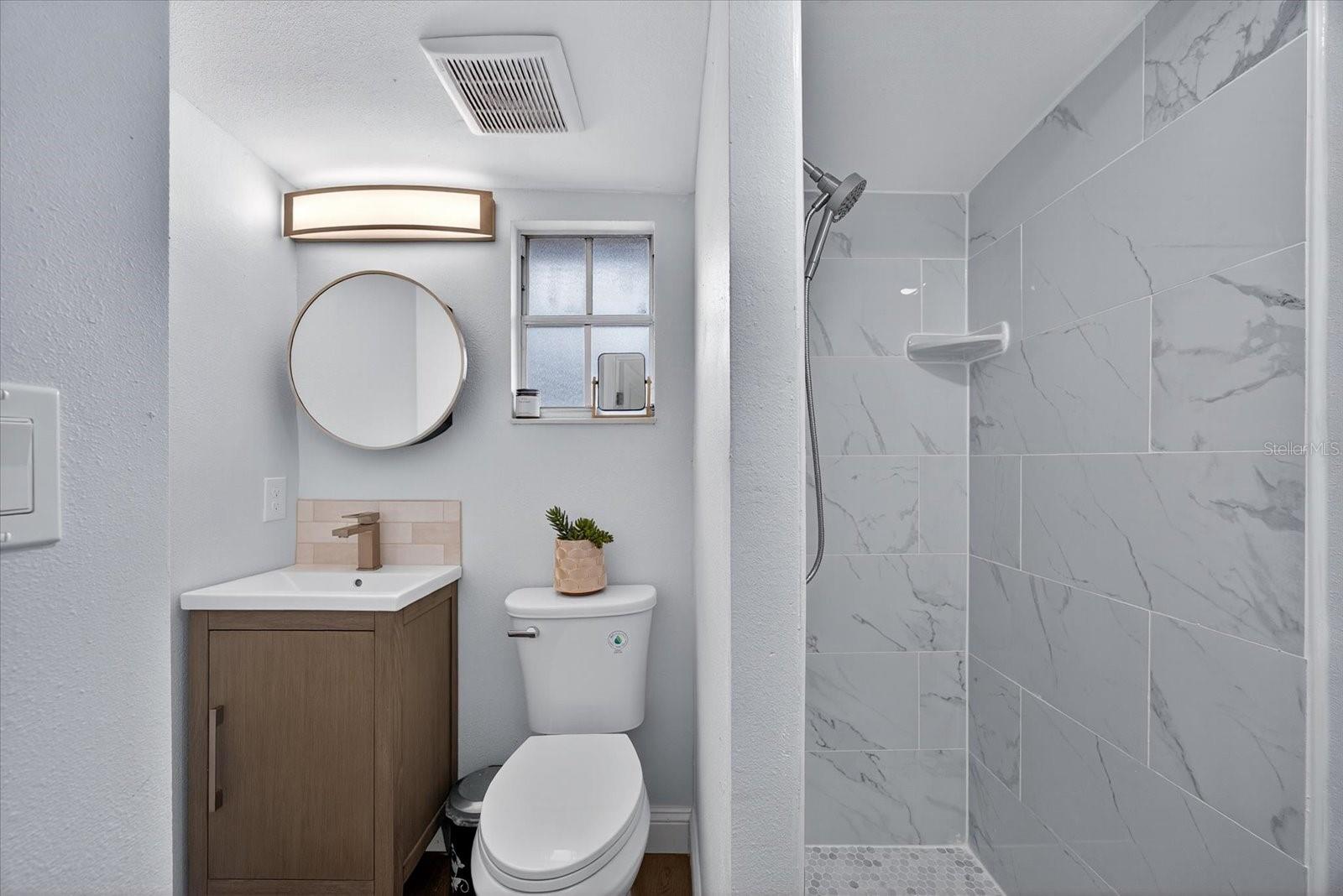 Image 23 of 31 For 4703 Cresthill Drive