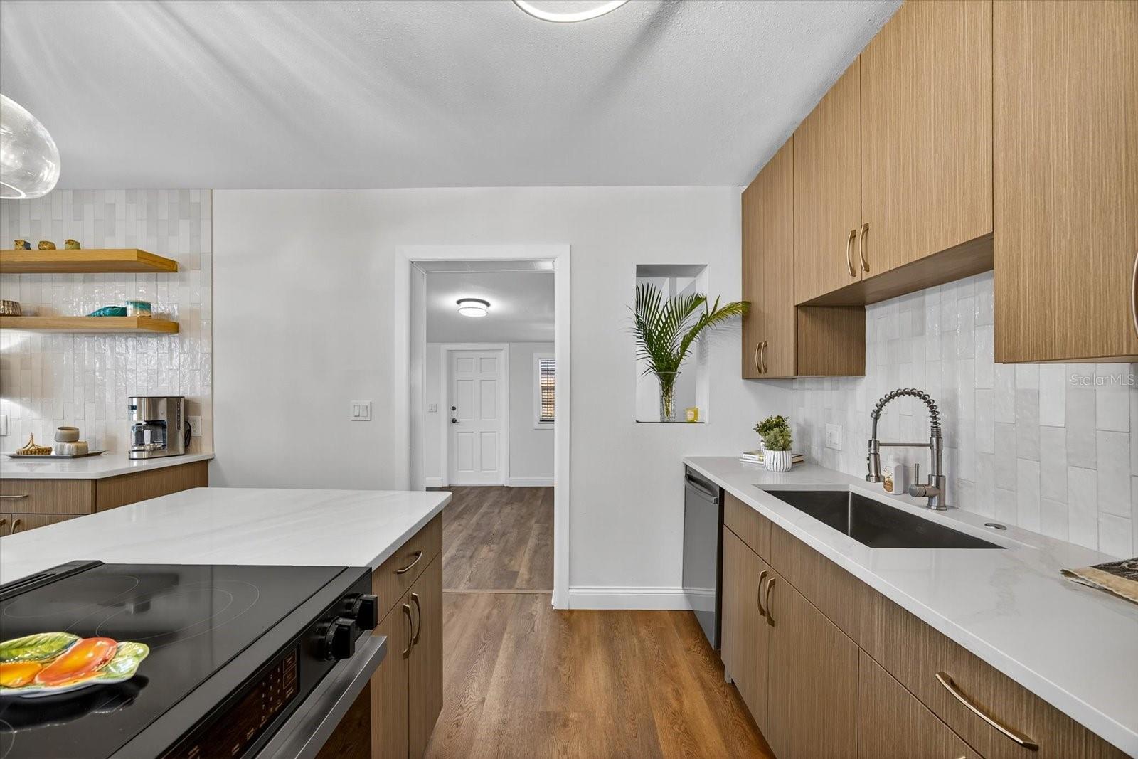 Image 6 of 31 For 4703 Cresthill Drive