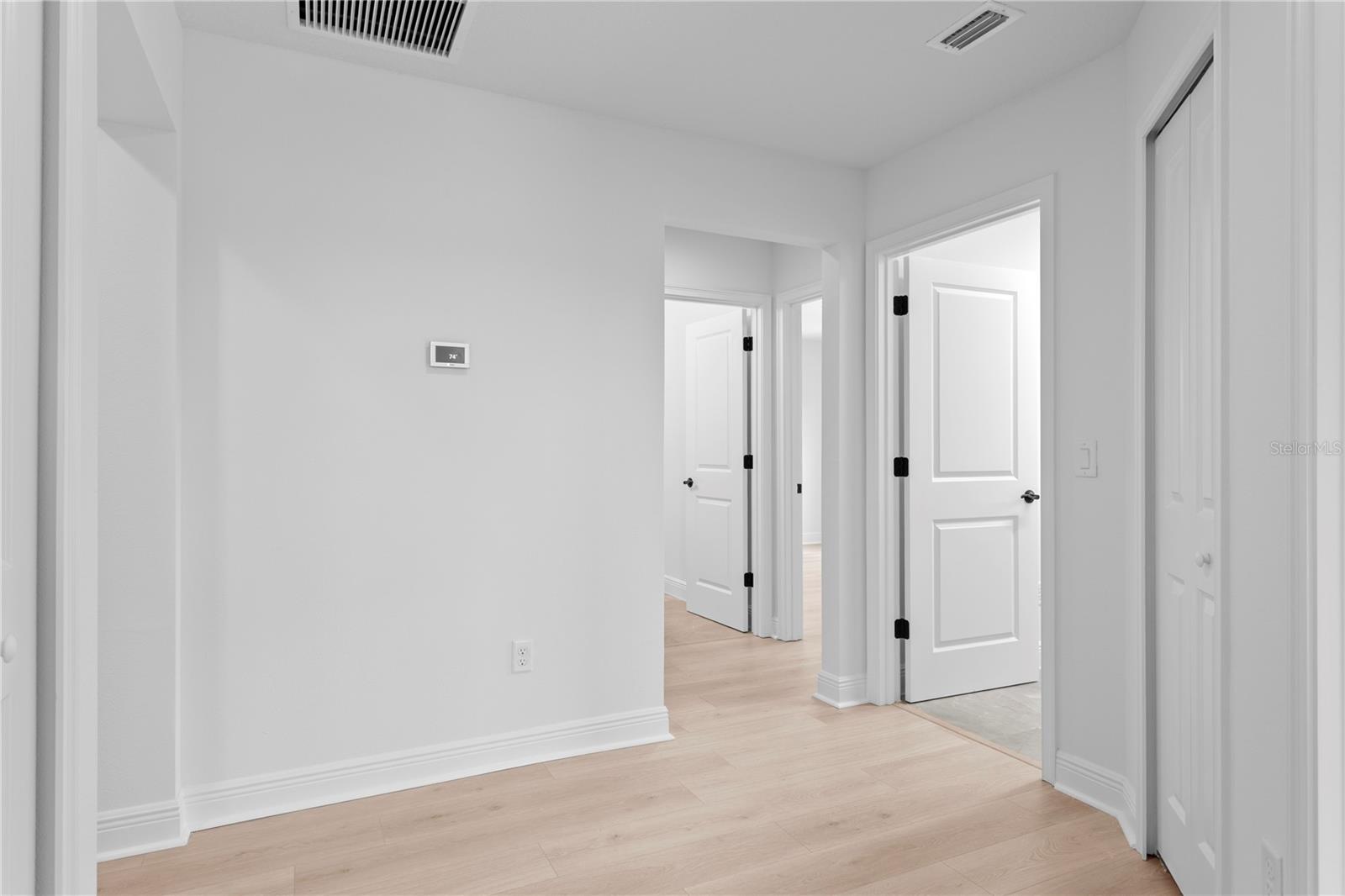 Image 17 of 43 For 2512 Kathleen Street