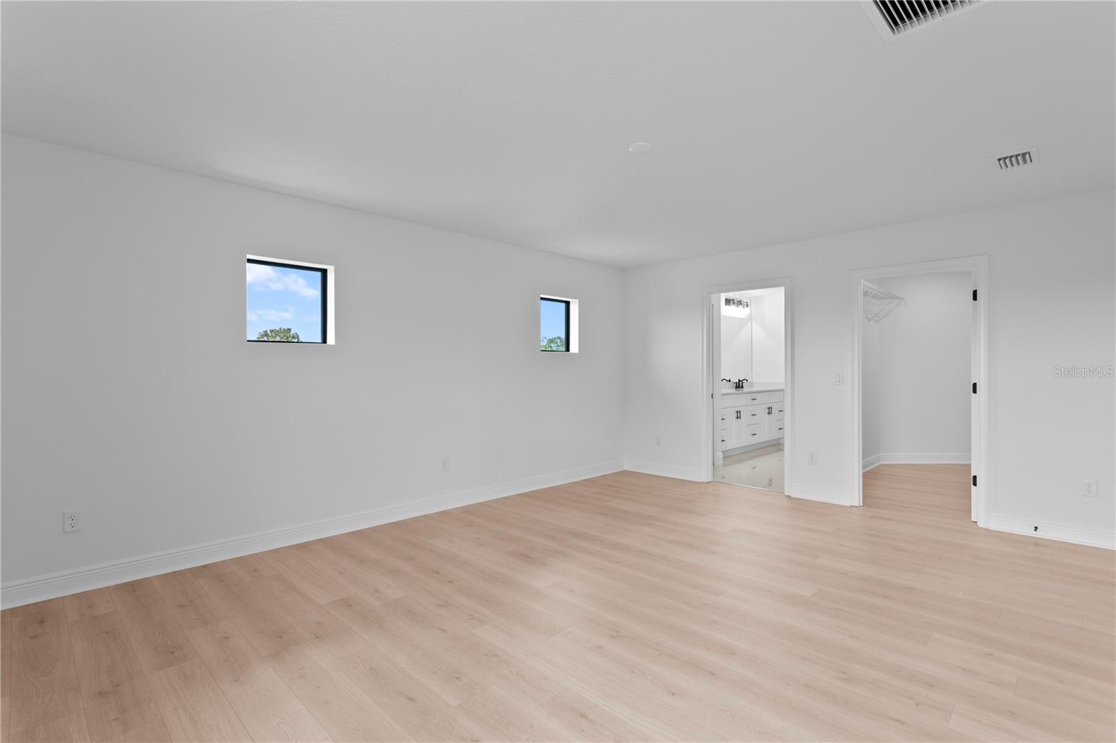 Image 20 of 43 For 2512 Kathleen Street