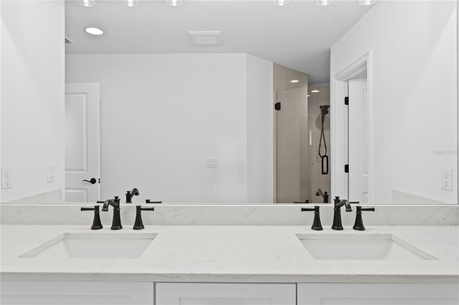 Image 21 of 43 For 2512 Kathleen Street