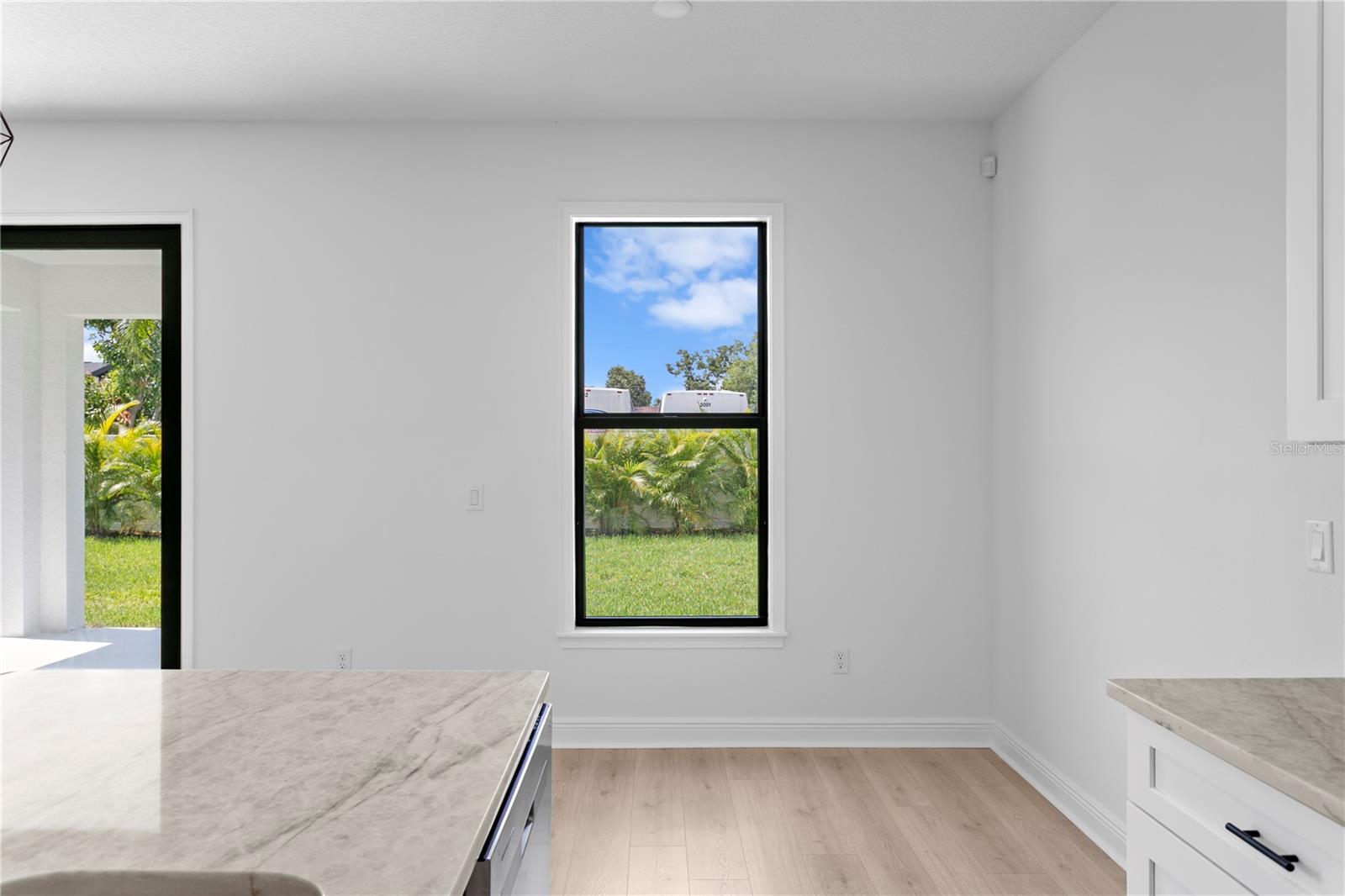 Image 6 of 43 For 2512 Kathleen Street