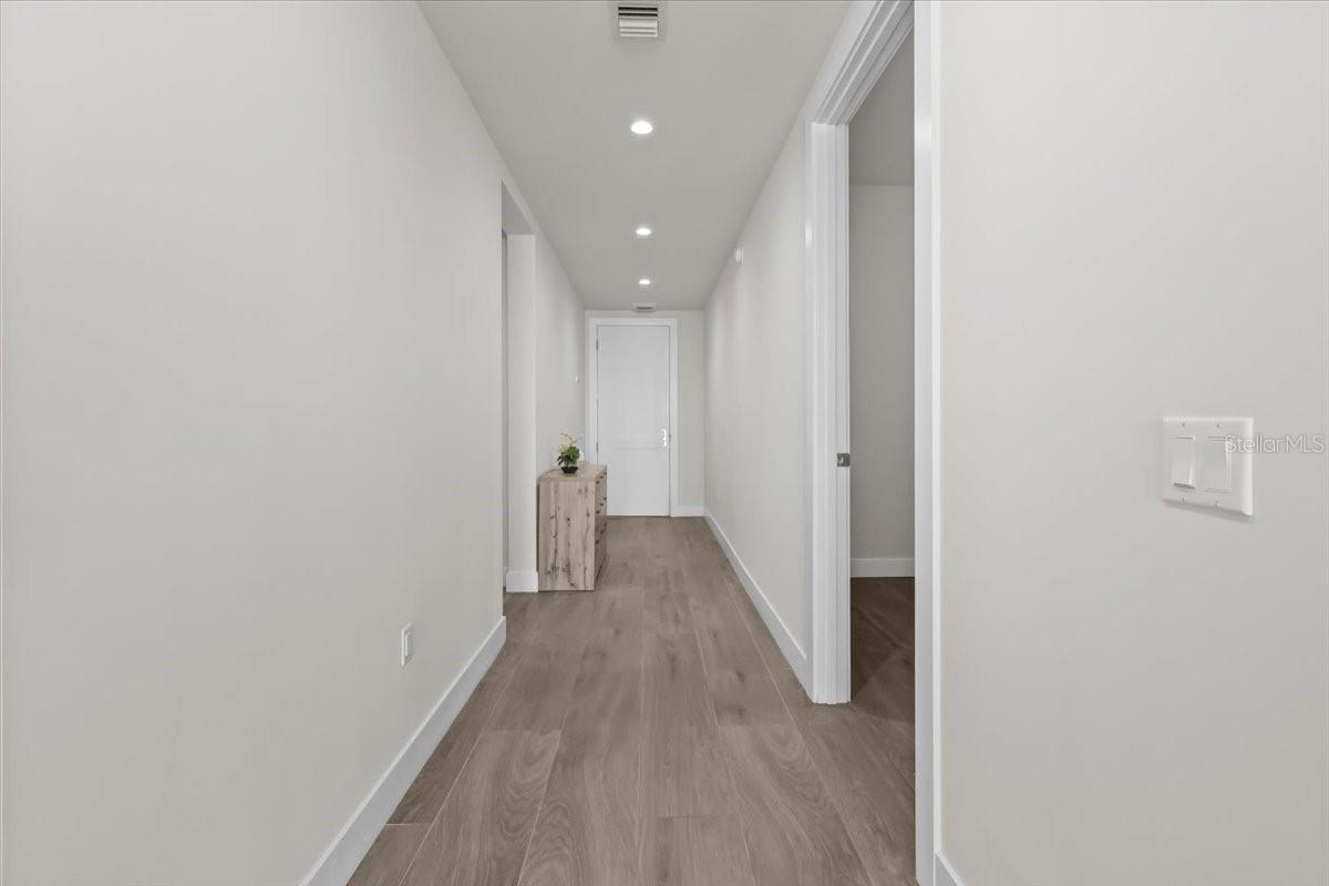 Image 47 of 100 For 301 1st Street S 1004