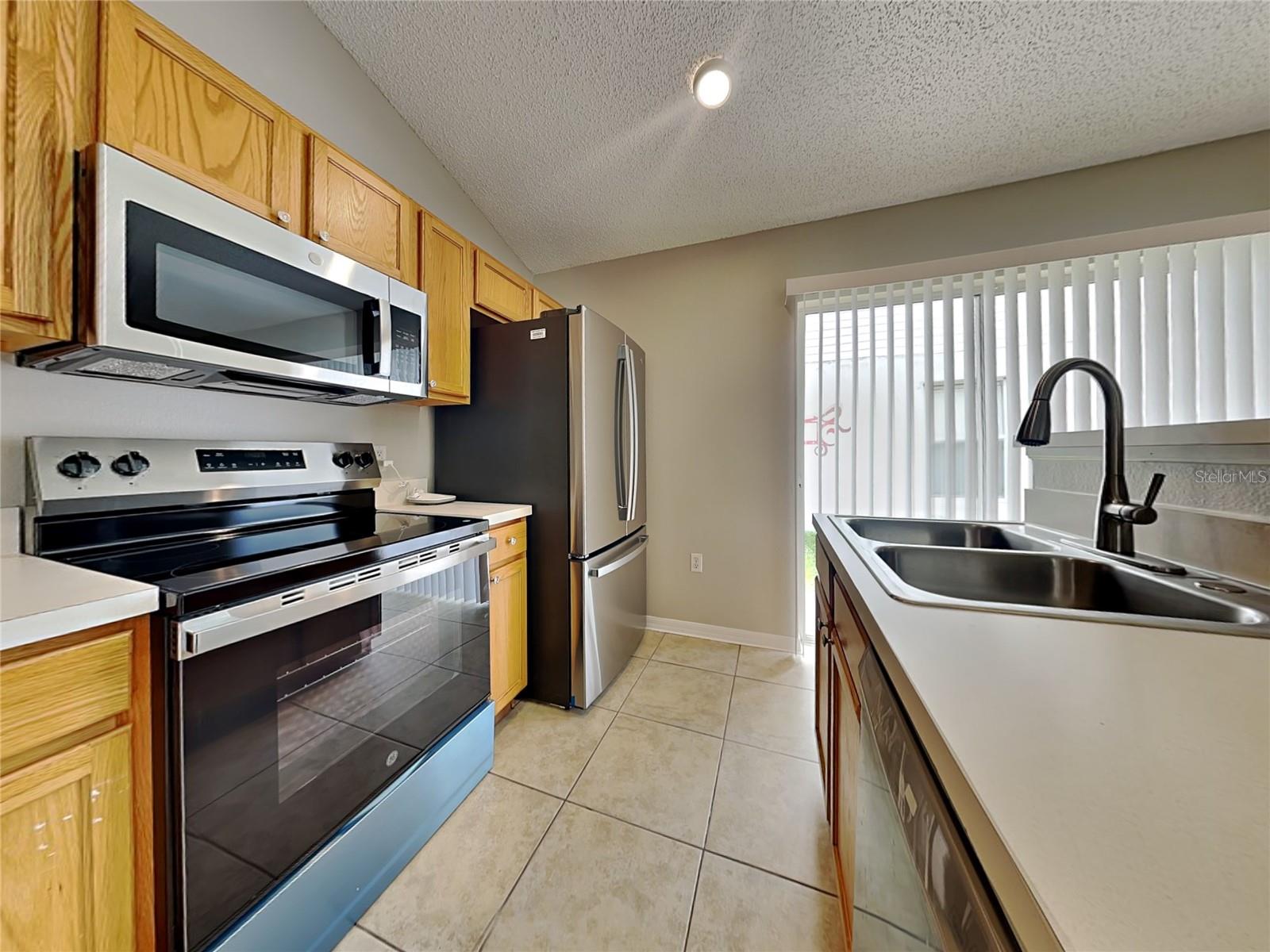 Image 5 of 16 For 13714 Gentle Woods Avenue