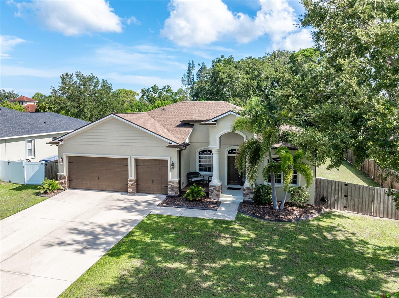 Details for 901 8th Ave Sw, RUSKIN, FL 33570