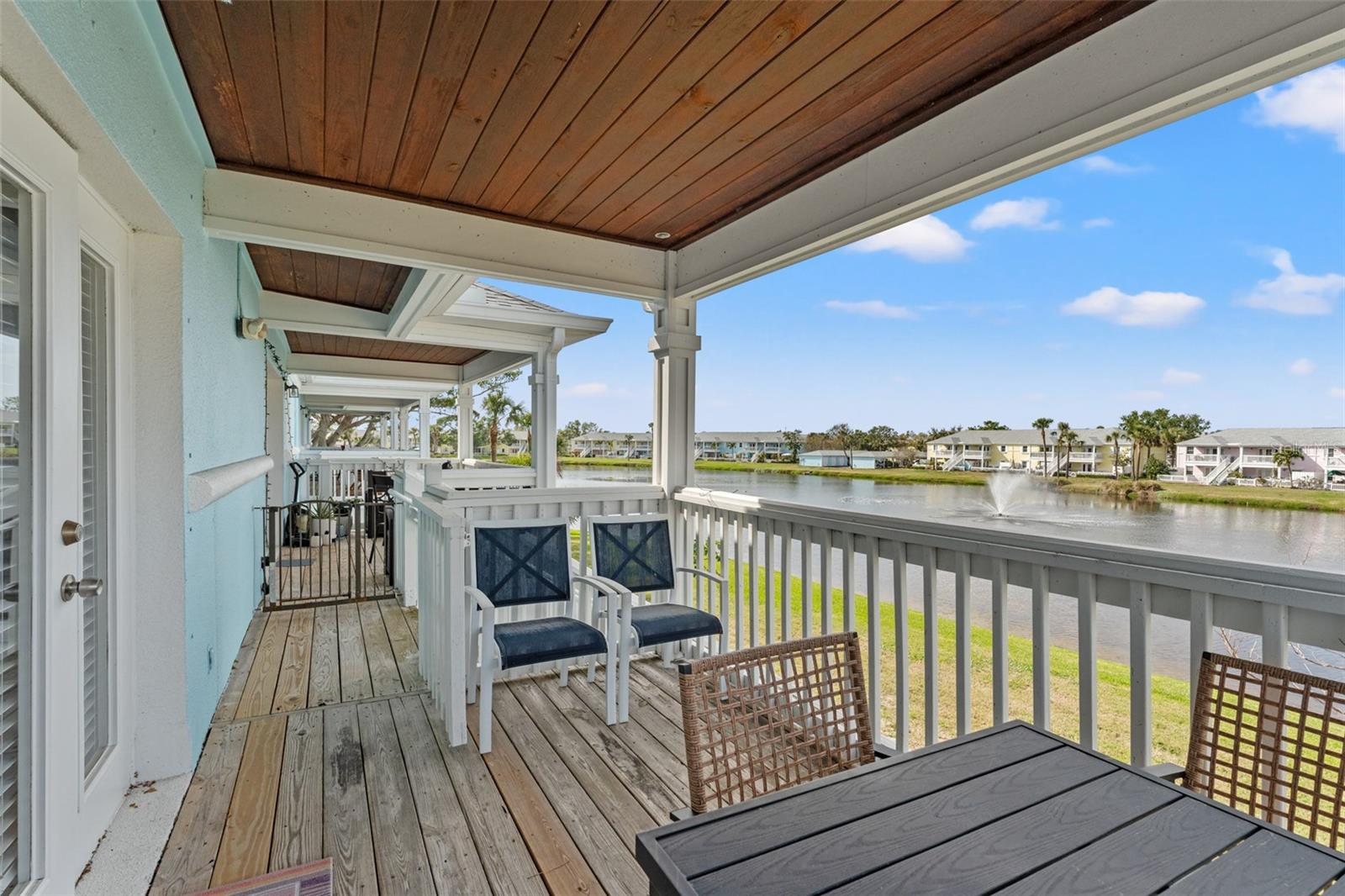 Image 14 of 28 For 209 Seahorse Drive Se D