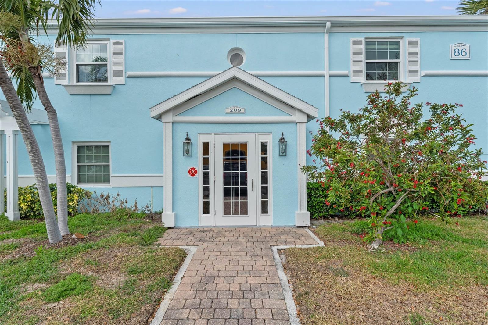 Image 16 of 28 For 209 Seahorse Drive Se D