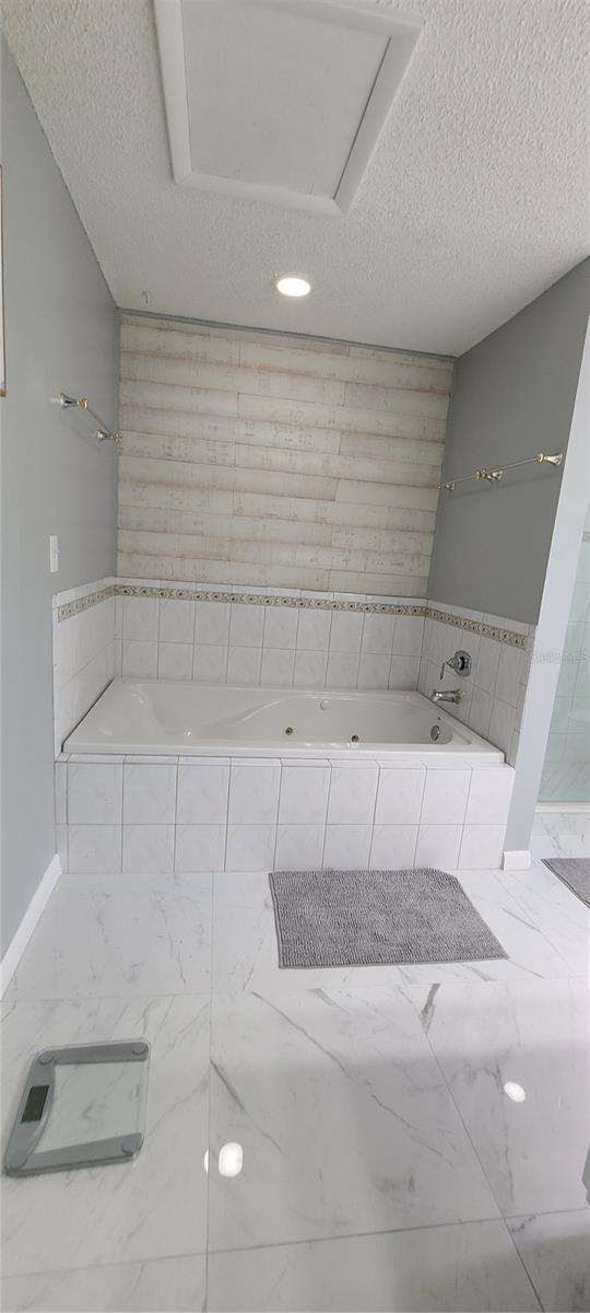 Image 13 of 20 For 4151 Mallard Drive