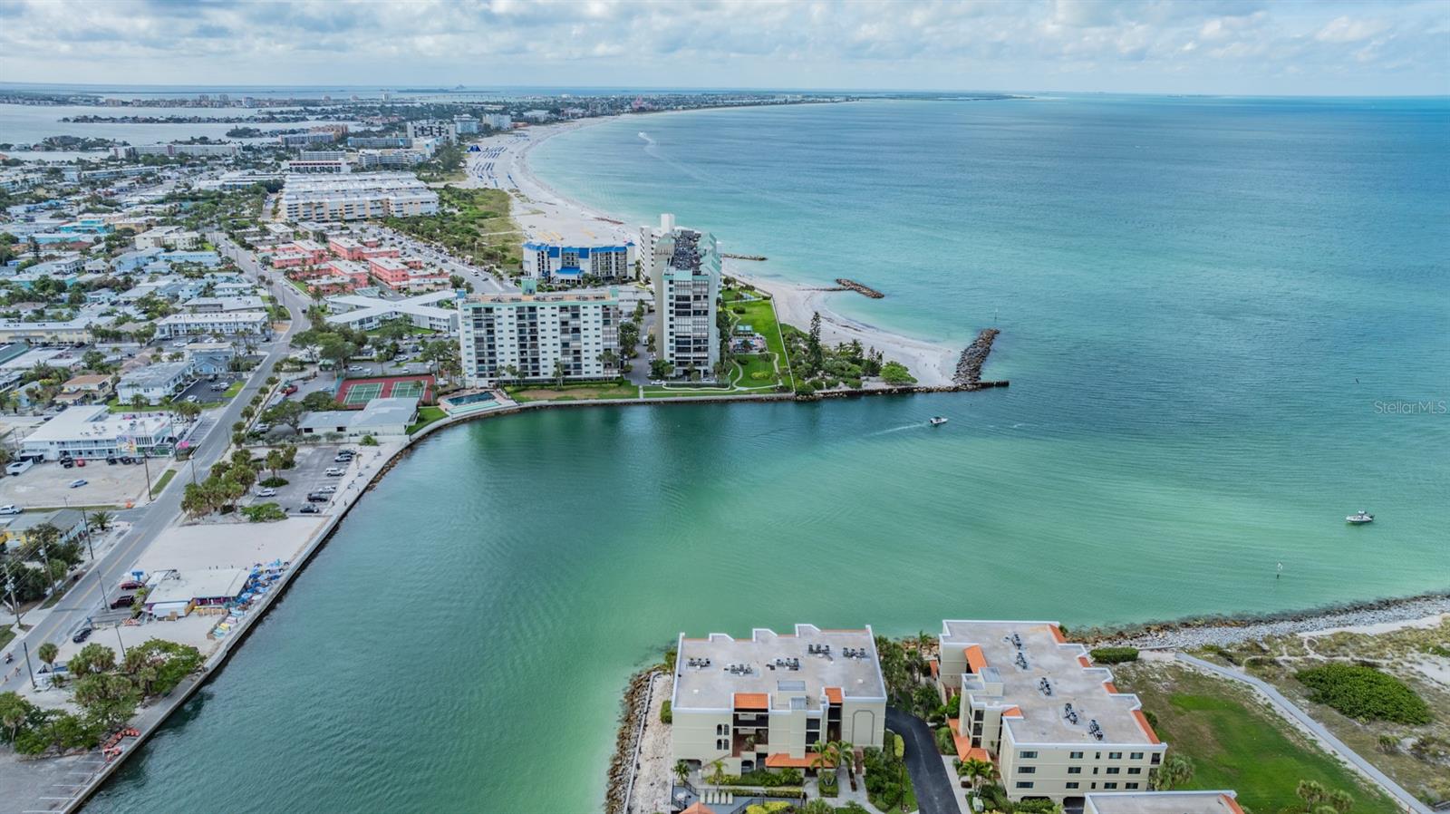 Image 33 of 35 For 7403 Bayshore Drive 305