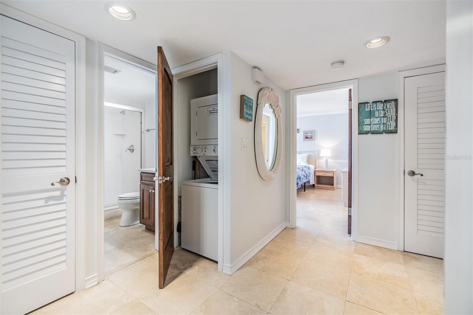 Image 4 of 35 For 7403 Bayshore Drive 305