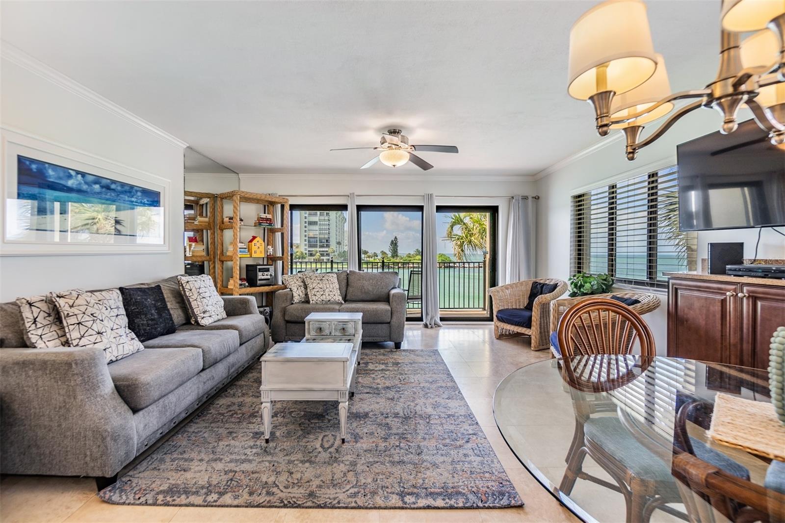 Image 5 of 35 For 7403 Bayshore Drive 305