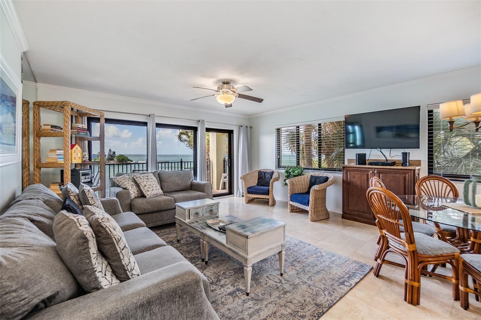 Image 6 of 35 For 7403 Bayshore Drive 305