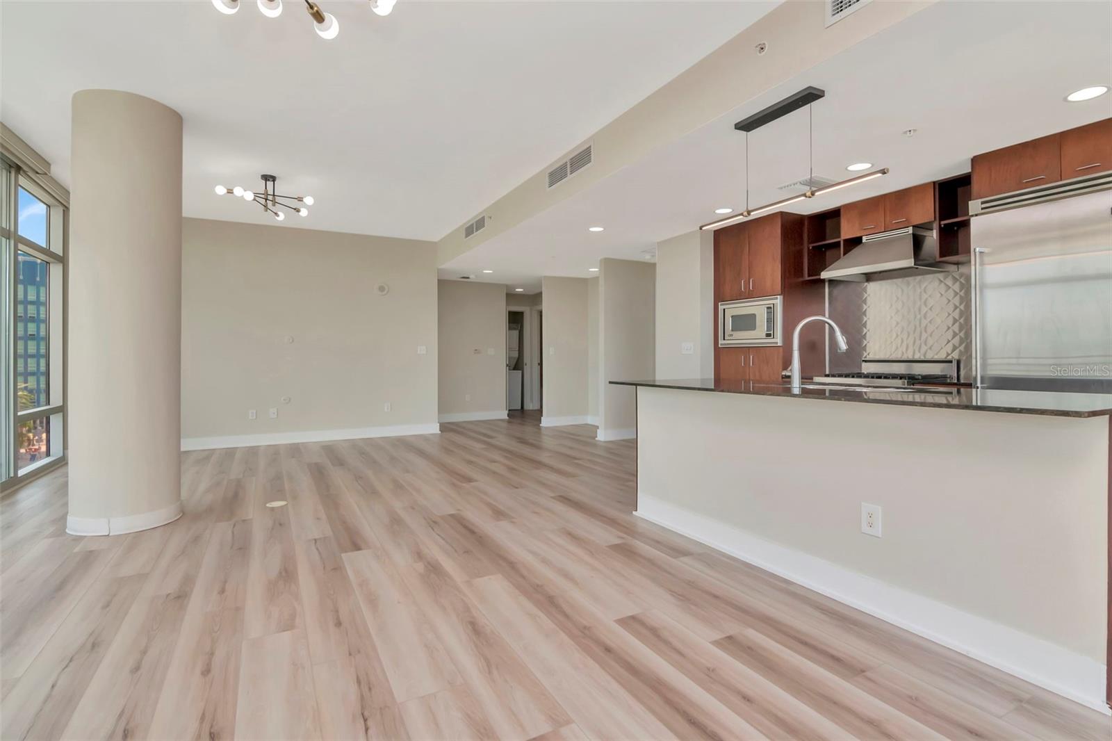 Image 10 of 67 For 1208 Kennedy Boulevard 419