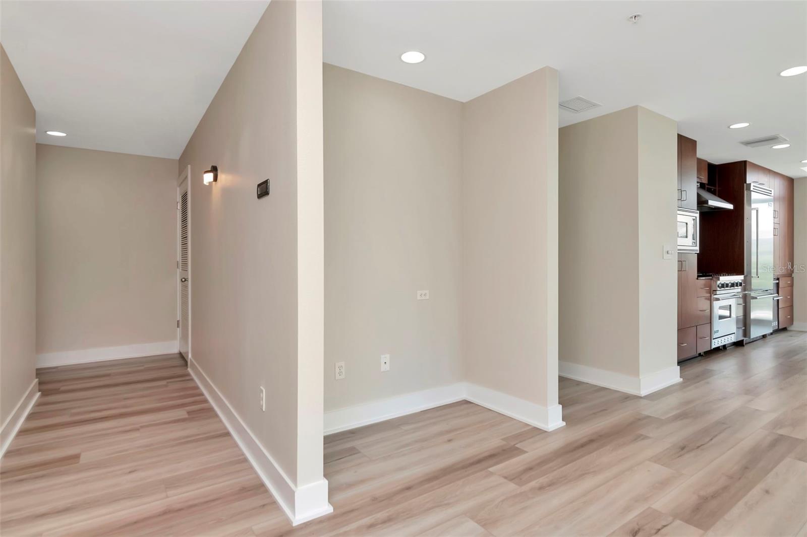 Image 14 of 67 For 1208 Kennedy Boulevard 419