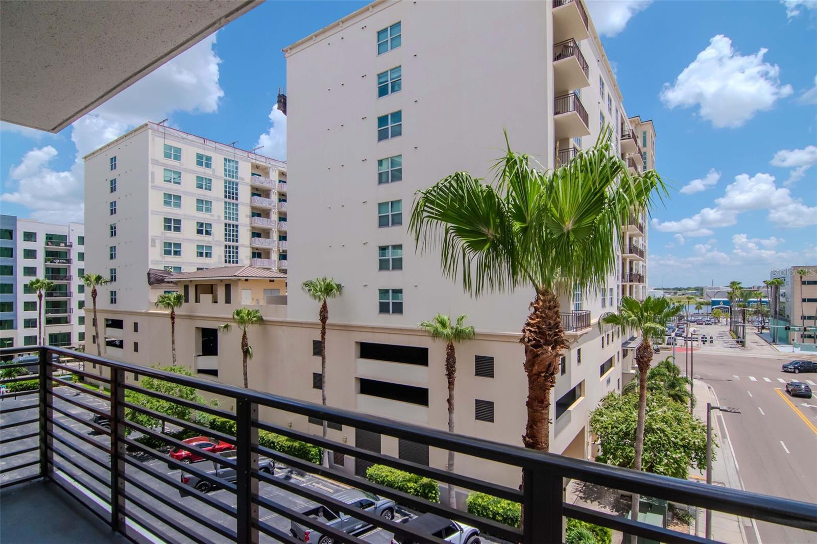 Image 19 of 67 For 1208 Kennedy Boulevard 419